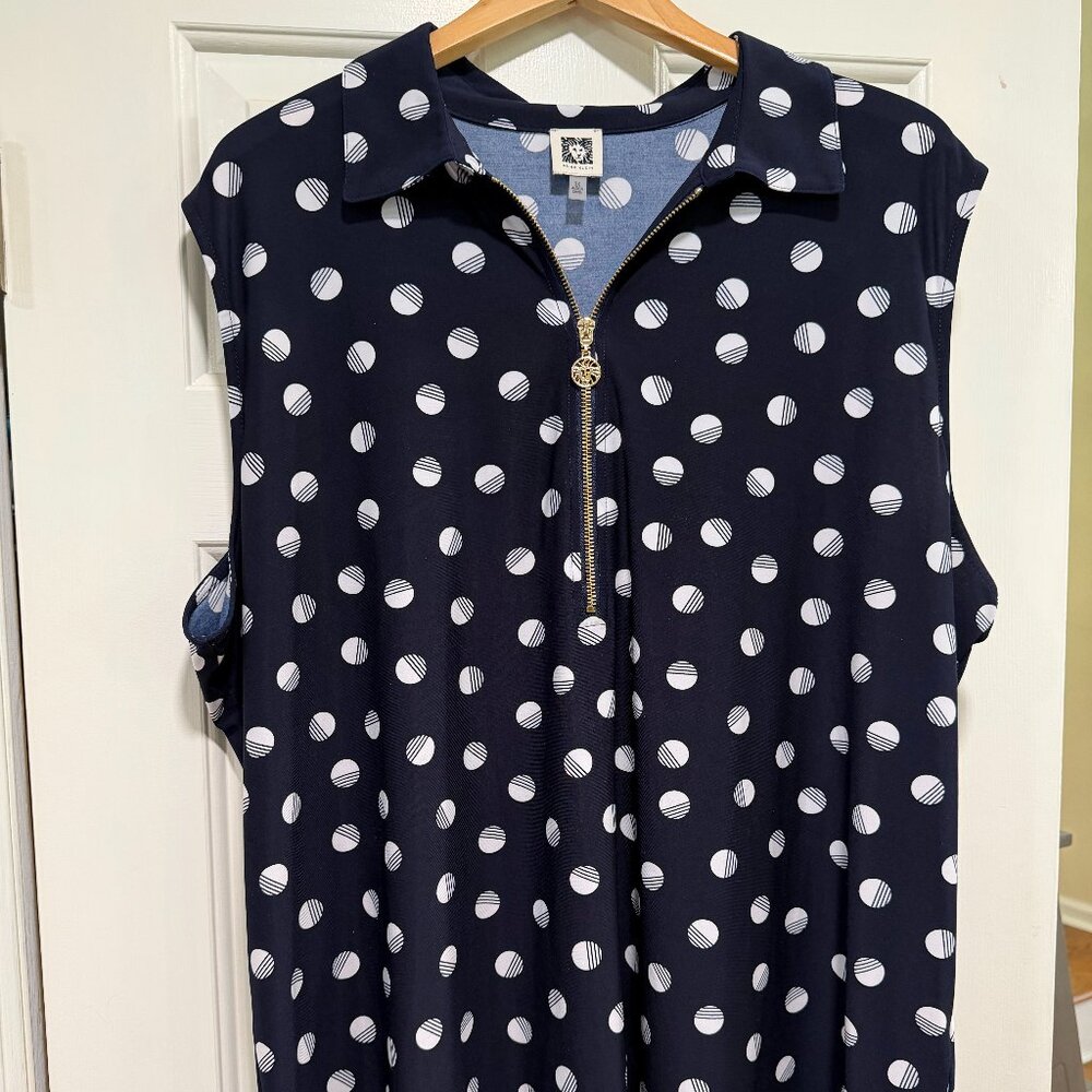 Anne Klein Sleeveless Tunic Top Size 3x Navy/White Goldtone logo pull